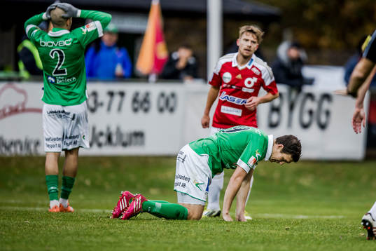 Ljungskiles Hannes Stiller och Ahmed El-Amrani deppar