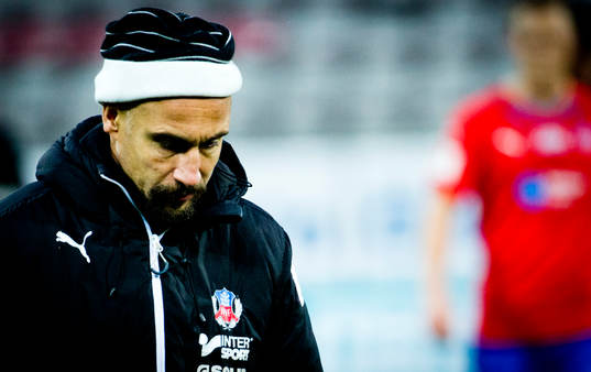 Helsingborgs manager Henrik Larsson deppar