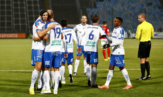 Norrköpings spelare jublar