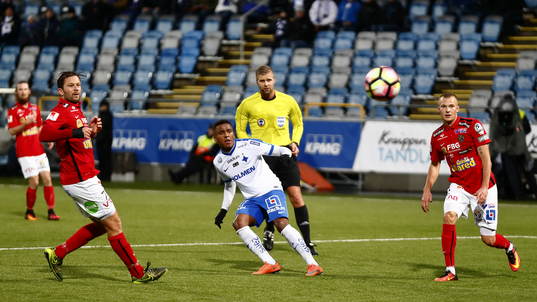 Skott av Norrköpings Niclas Eliasson