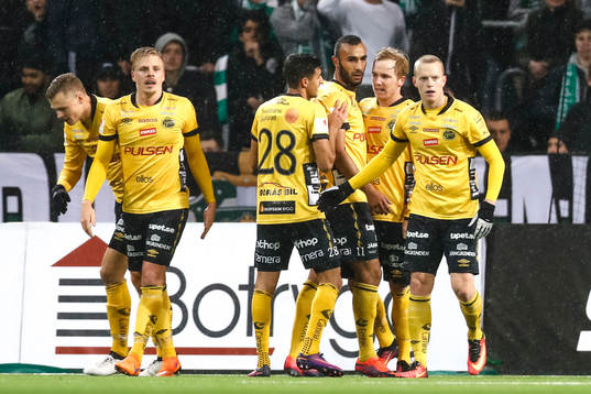 Elfsborgs Simon Lundevall jublar