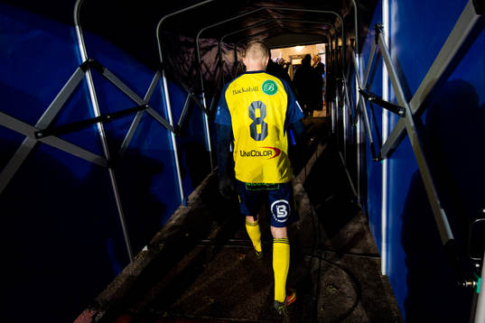 Ängelholms Christian Ljungberg lämnar planen