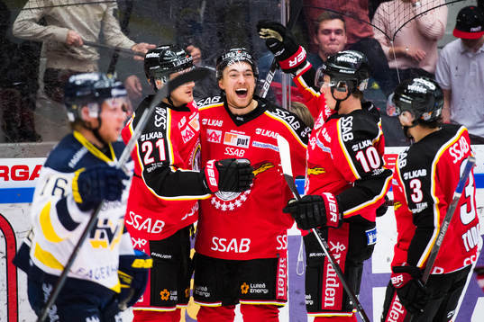 Luleås Johan Forsberg jublar