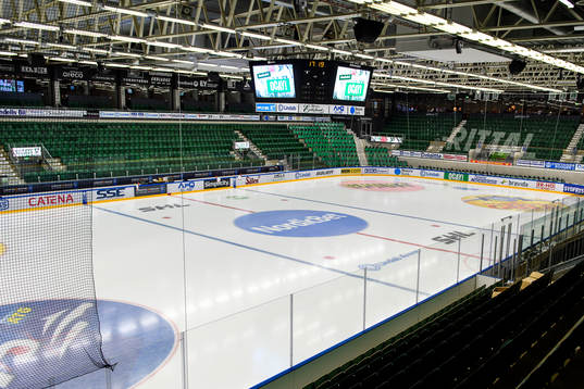 Vy över isen i Lindab Arena