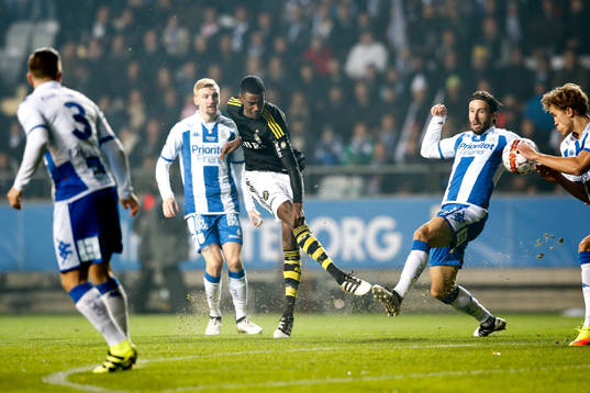 s Alexander Isak