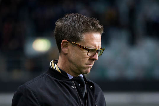 s tränare Rikard Norling deppar
