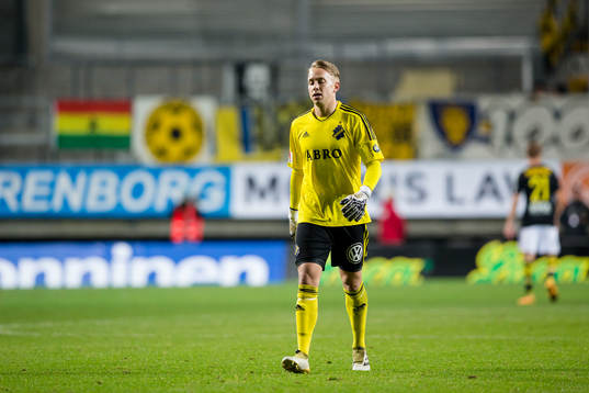 s målvakt Patrik Carlgren deppar