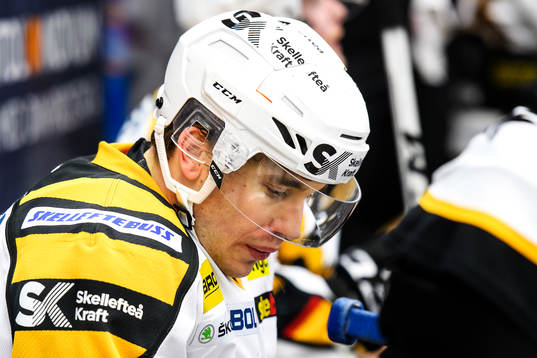Skellefteås Kyle Cumiskey deppar