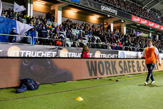 IFK Göteborgs Tobias Hysén värmer upp