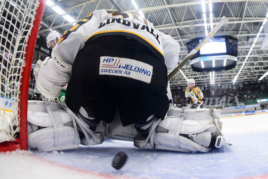 Skellefteås målvakt Gustaf Lindvall släpper in 3-2