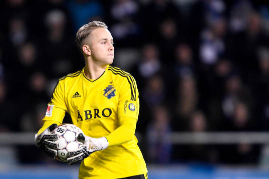 s målvakt Patrik Carlgren
