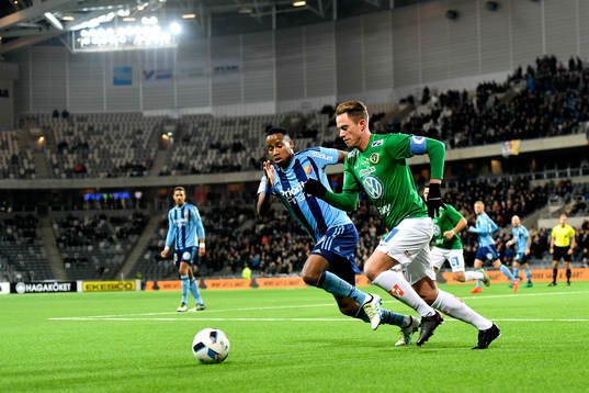 Djurgårdens Mihlali Mabhuti Mayambela och Jönköpings