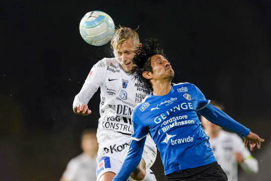 Sirius Christer Gustafsson och Halmstads Antonio Rojas