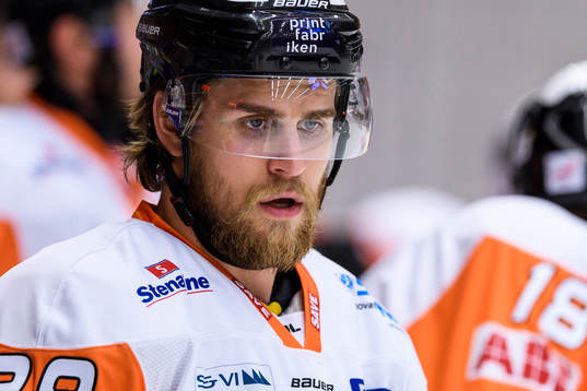 Karlskronas Alexander Wiklund på uppvärmning