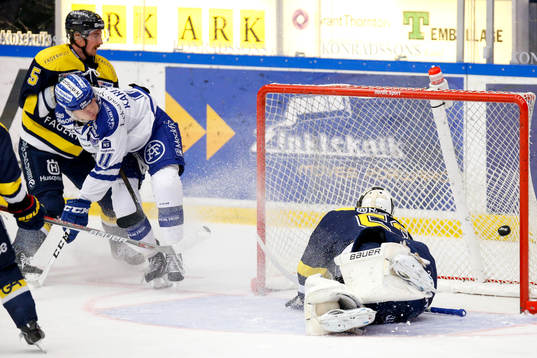 Leksands Martin Karlsson gör 2-1
