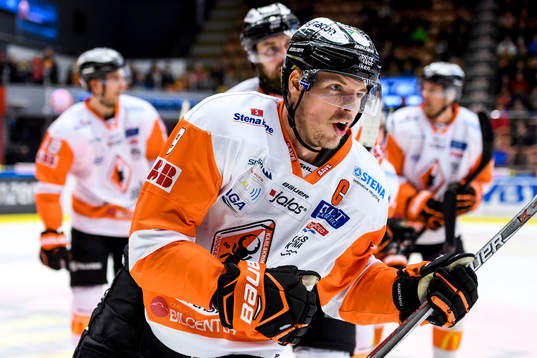 Karlskronas Morten Madsen jublar