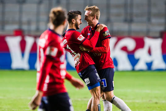 Örgrytes William Atashkadeh och Sebastian Ohlsson jublar