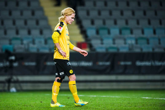 Frejs Filip Almström-Tähti deppar