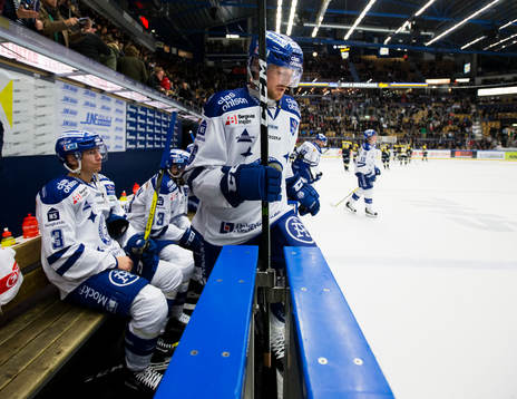 Leksands Daniel Bertov och Joe Piskula deppar