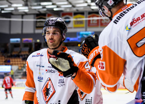 Karlskronas Niklas Arell jublar