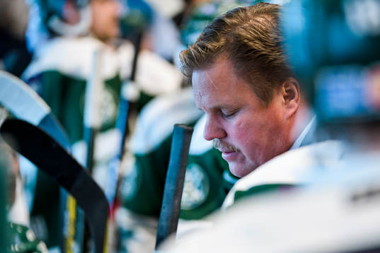 Färjestads tränare Leif Carlsson deppar