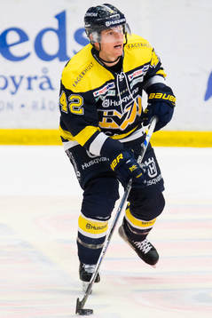 s Dylan Reese