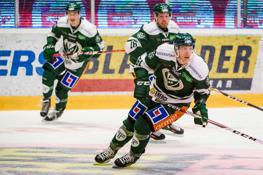 Färjestads Joakim Nygård, Alexander Johansson och Johan