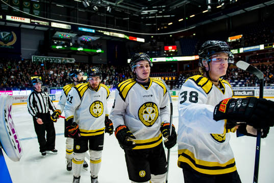 Brynäs Jesper Boqvist jublar