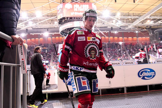 Frölundas Kristoffer Gunnarsson får matchstraff
