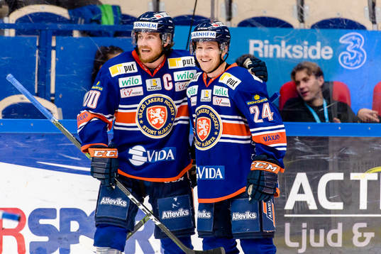 Växjös Erik Josefsson och Joakim Hillding jublar