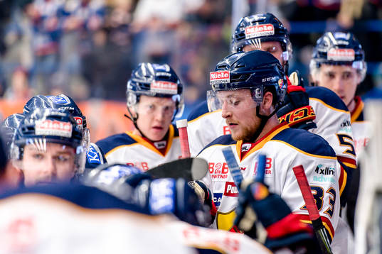 Djurgårdens Linus Hultström hänger med huvudet