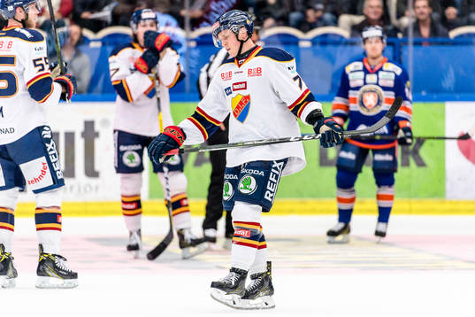 Djurgårdens Patrik Lundh hänger med huvudet