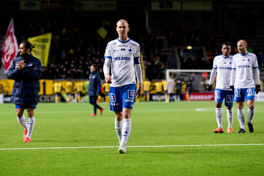 Norrköpings spelare, mitten Andreas Johansson  deppar