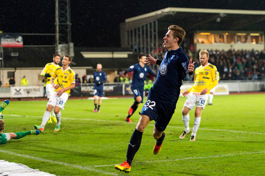 Malmö FFs Mattias Svanberg jublar