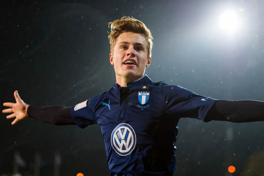 Malmö FFs Mattias Svanberg jublar