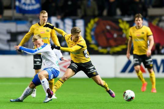 Elfsborgs Adam Lundqvist och Norrköpings Nicklas Bärkroth
