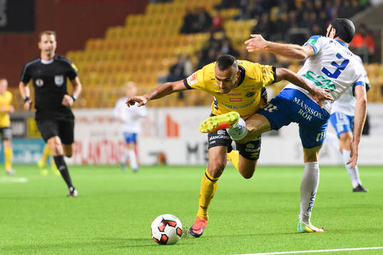 Elfsborgs Issam Jebali och Norrköpings Jon Gudni Fjoluson