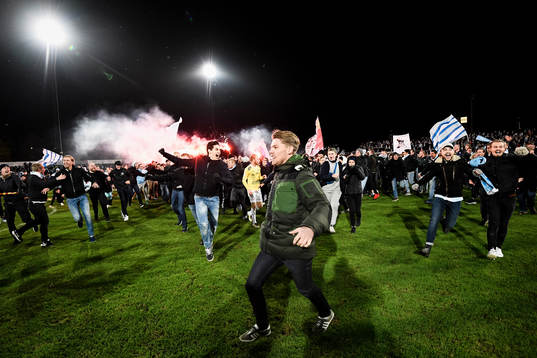 Malmö FFs supportrar jublar