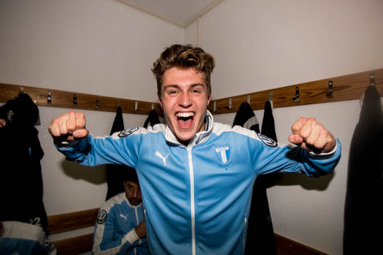 Malmö FFs Mattias Svanberg jublar i omklädningsrummet