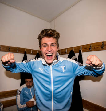 Malmö FFs Mattias Svanberg jublar i omklädningsrummet