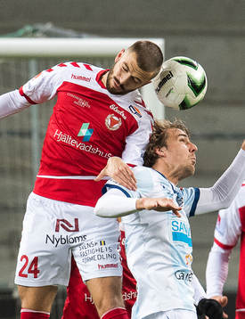 Kalmars Filip Sachpekidis och Gefles Johan Oremo