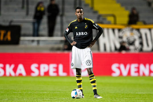 s Alexander Isak ser deppig ut