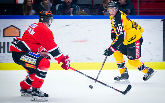 Luleås Tim Kennedy och Örebros Gustav Backström