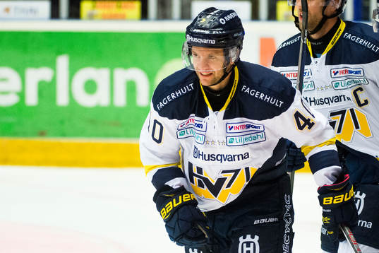 s Pär Arlbrandt jublar
