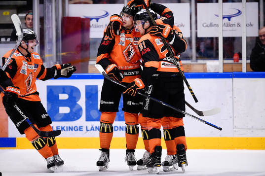Karlskronas Marcus Persson jublar