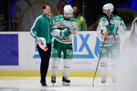 Rögles Sebastian Wännström skadas