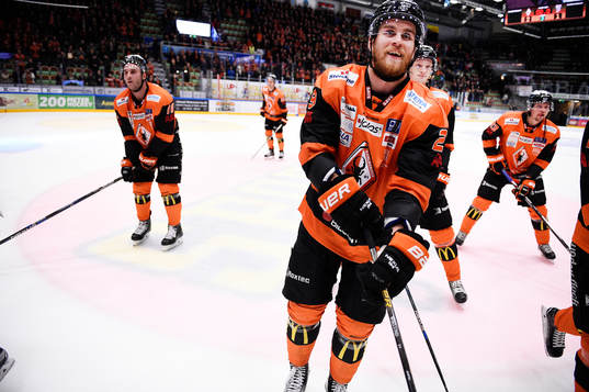Karlskronas Alexander Viklund  jublar