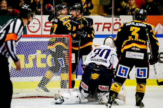 Skellefteås Pär Lindholm jublar
