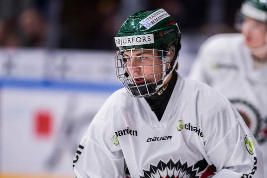 Frölundas Joni Ikonen innan ishockeymatchen i SHL mellan