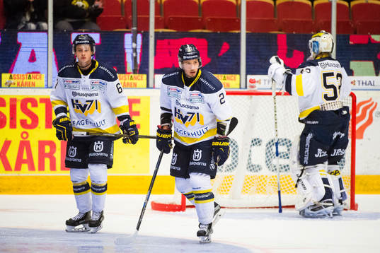 s Christoffer Törngren, Kristofer Berglund  och målvakt